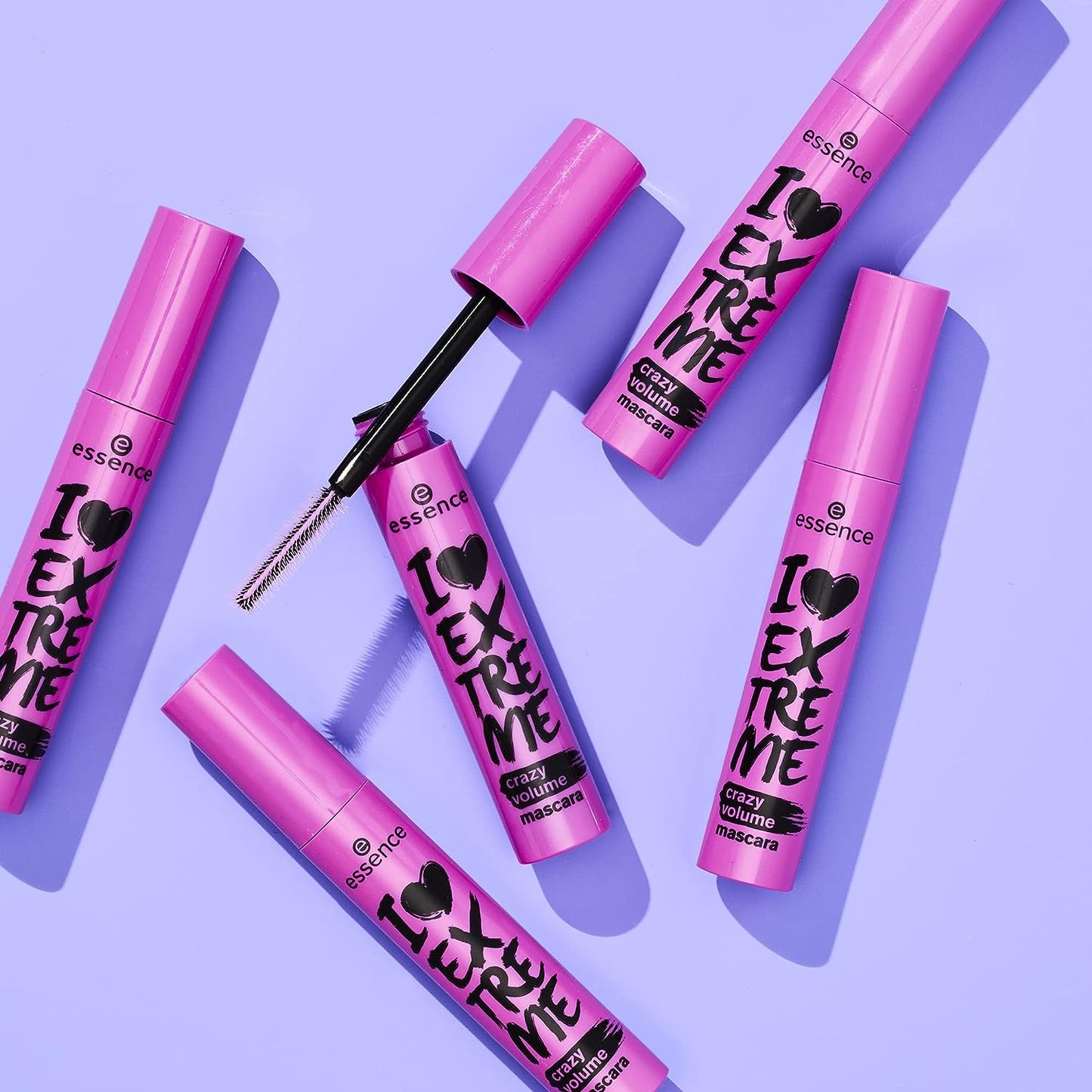 I Love Extreme Crazy Volumen Mascara- Essence